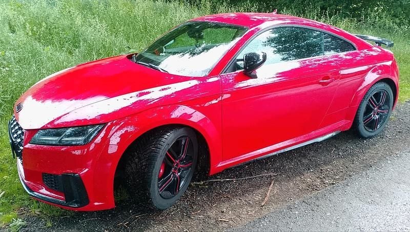 Gebraucht Audi TT Design 245 PS (180 kW) 2019 Rot Coupé