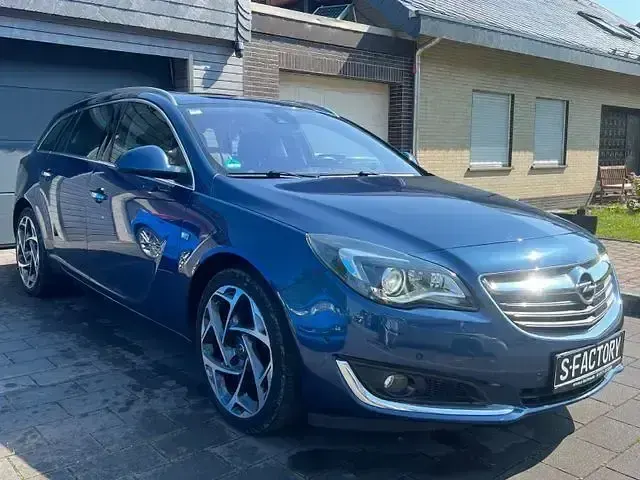 Gebraucht Opel Insignia 170 PS (125 kW) 2016 Blau Kombi