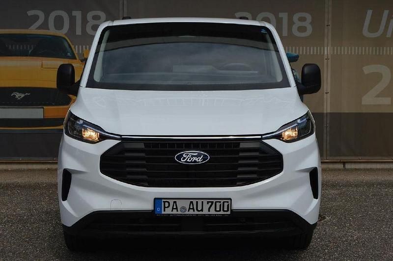 Gebraucht Ford Transit Custom Trend 110 PS (80 kW) 2025 Weiß Van / Kleinbus