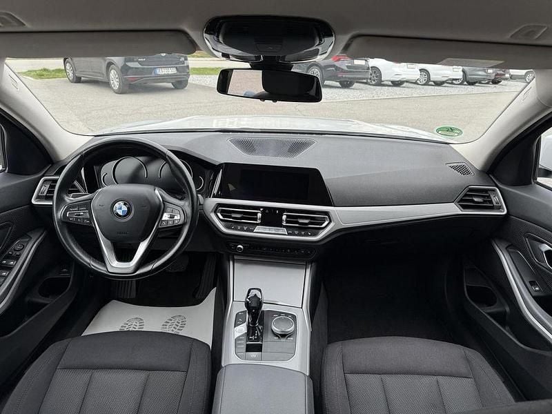 Gebraucht BMW 318 Advantage 150 PS (110 kW) 2020 Weiß Kombi