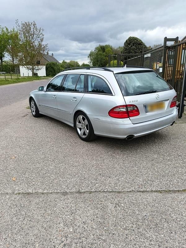 Usata Mercedes E350 272 CV (200 kW) 2007 Argento Station wagon