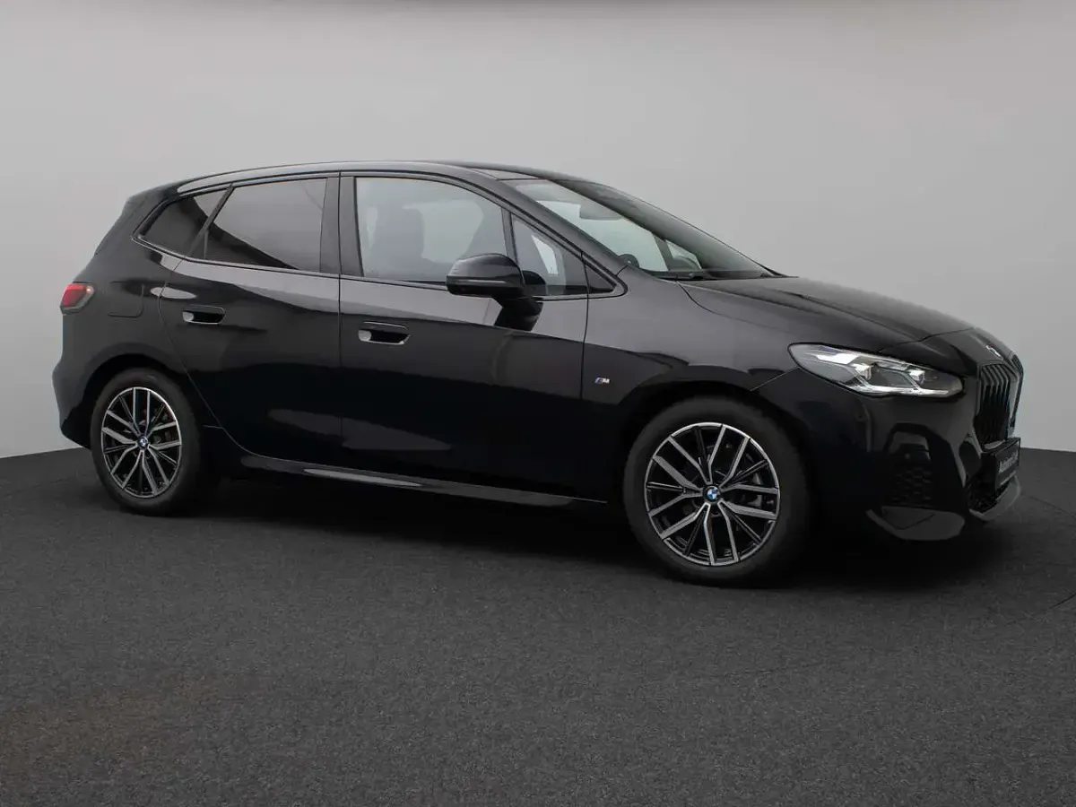 Gebraucht BMW 218 M Sport 150 PS (110 kW) 2023 Saphirschwarz  475 Coupé