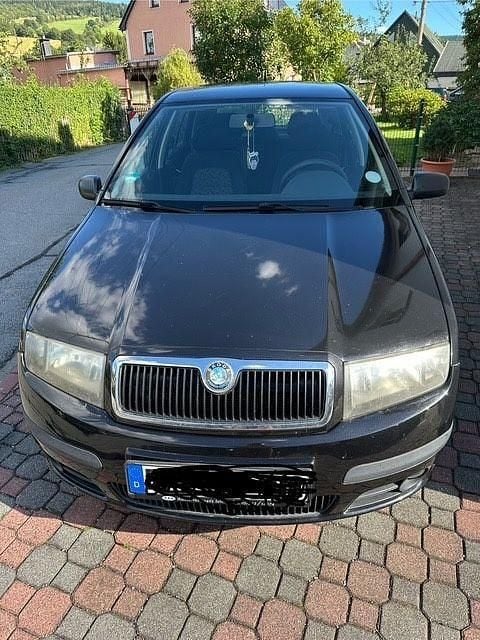 Schwarz Gebraucht 2006 Skoda Fabia Ambiente Limousine | 1.150 € (Guter Preis) - Bild 1/4