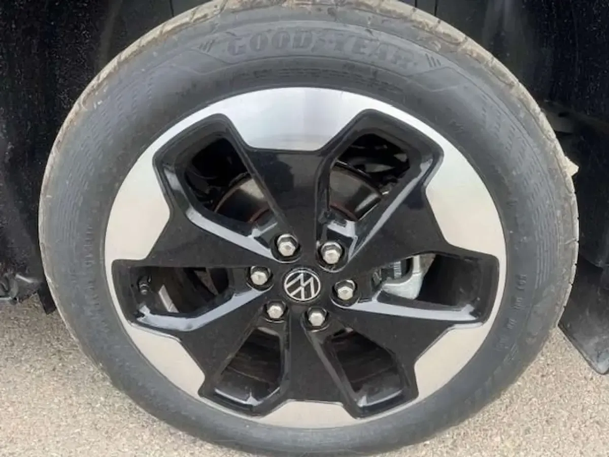 Neu VW Caravelle Style 160 kW (218 PS) 2026 Midnight black metallic Van