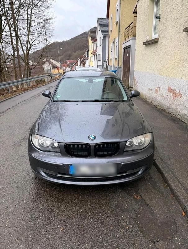 Gebraucht BMW 118 143 PS (105 kW) 2007 Grau Kleinwagen
