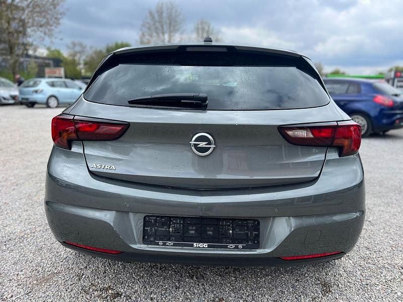Gebraucht Opel Astra Elegance 145 PS (106 kW) 2020 Grau Limousine