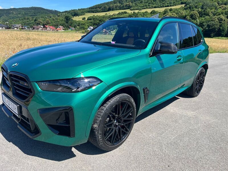 Grün Gebraucht 2024 BMW X5 M Competition Edition SUV | 127.000 € (Etwas zu teuer) - Bild 1/4