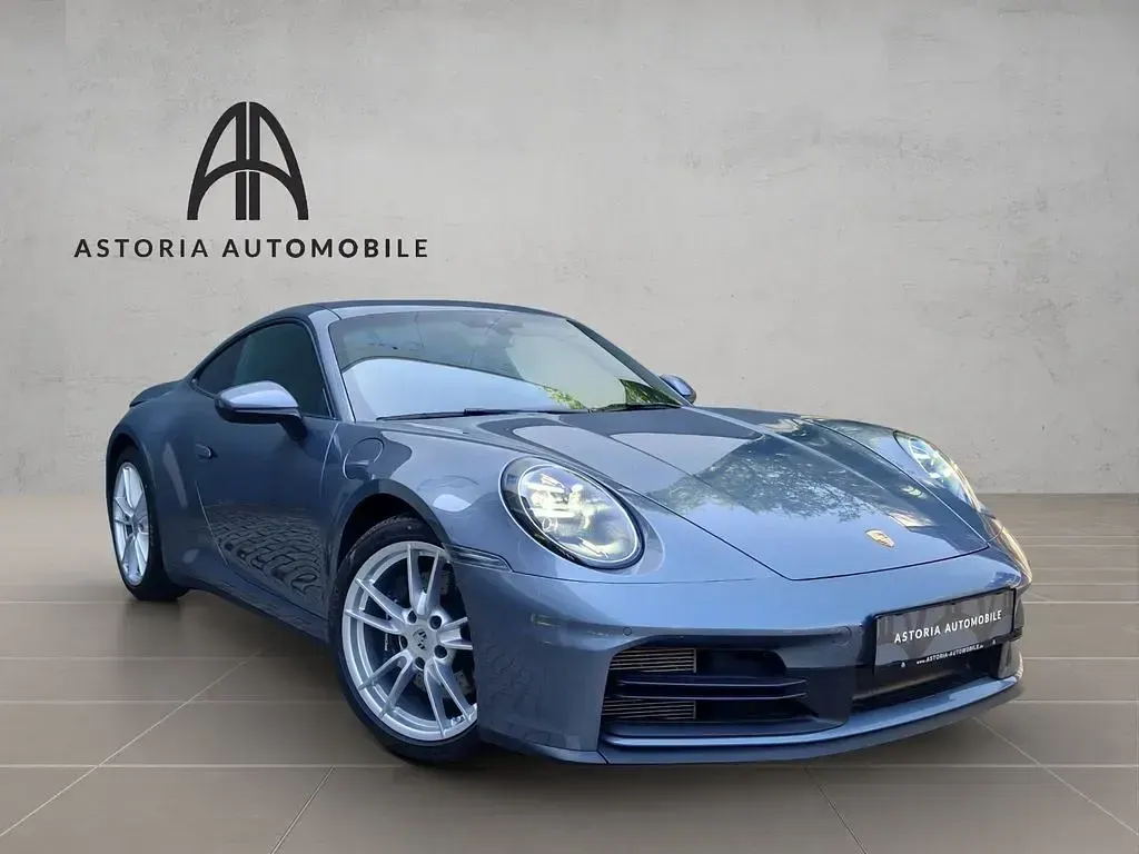 Gebraucht Porsche 911 394 PS (289 kW) 2025 Grau Coupé