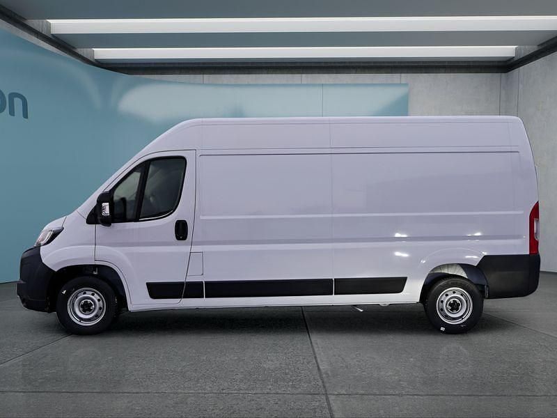 Gebraucht Peugeot Boxer 140 PS (102 kW) 2025 Weiß Van
