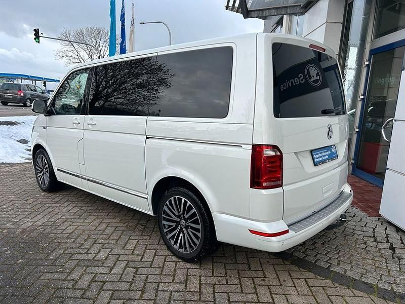 Gebraucht VW Multivan Highline 199 PS (146 kW) 2019 Weiß Van