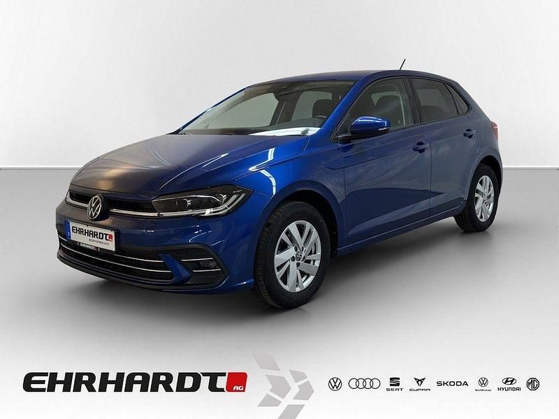 Blau Gebraucht 2022 VW Polo Style Kleinwagen | 17.089 € (Guter Preis) - Bild 1/3