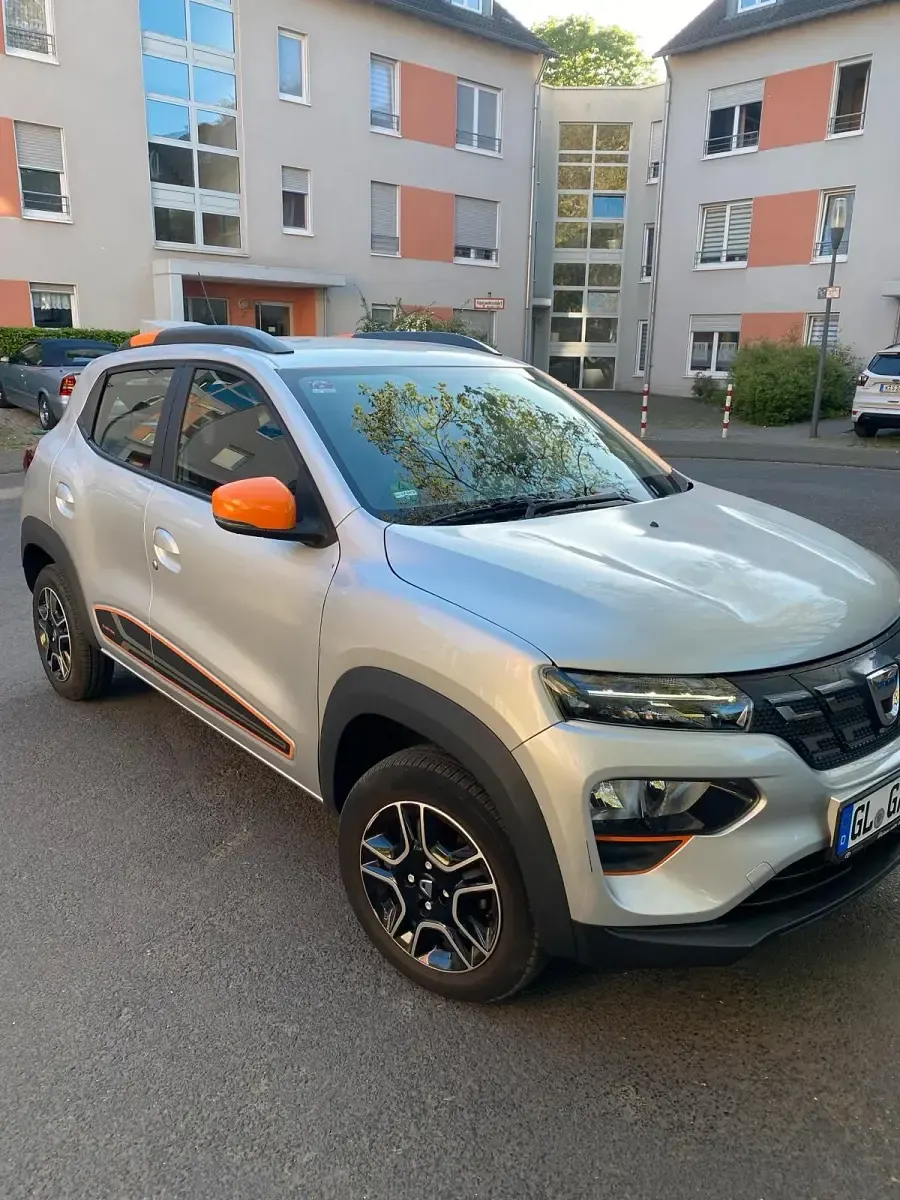 Gebraucht Dacia Spring 33 kW (45 PS) 2021 Silber Kleinwagen