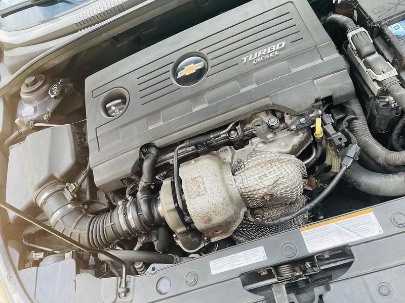 Gebraucht Chevrolet Cruze 163 PS (119 kW) 2011 Grau Limousine