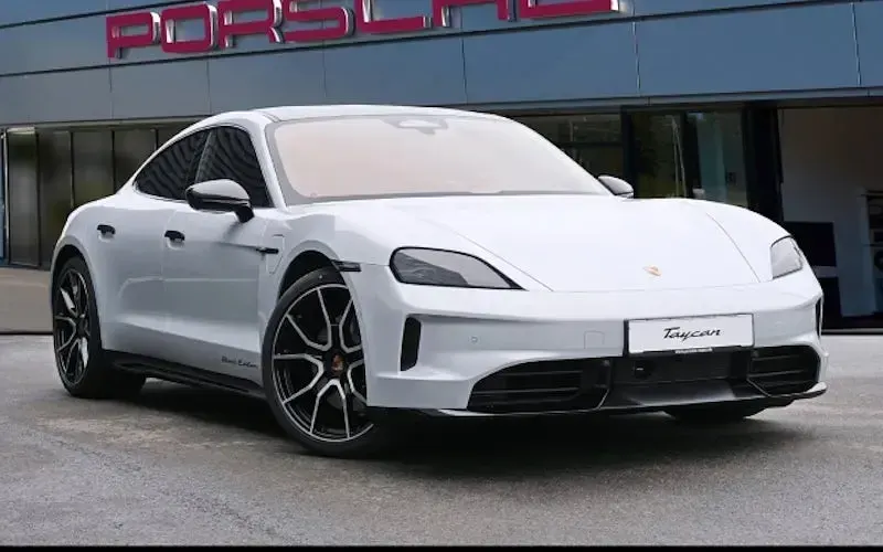 Neu Porsche Taycan Black Edition 319 kW (435 PS) 2026 Grau Limousine