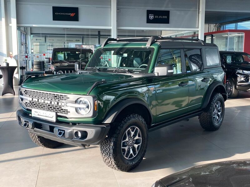 Grün Gebraucht 2024 Ford Bronco SUV | 59.990 € (Fairer Preis) - Bild 1/4