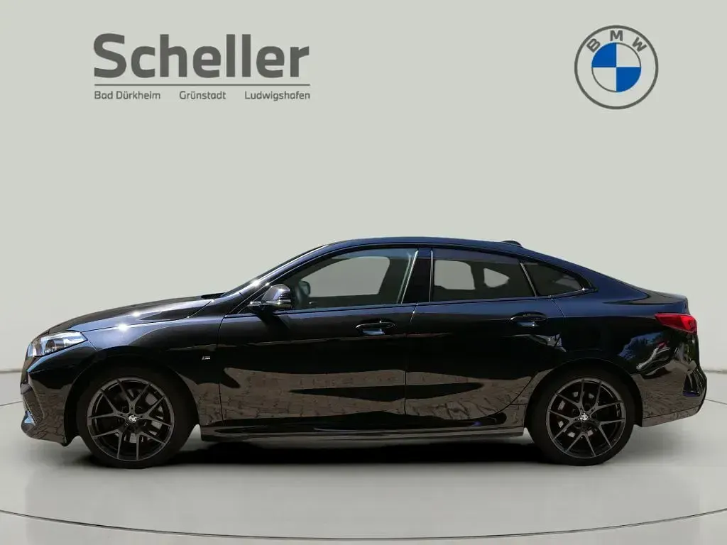 Gebraucht BMW 220 Gran Coupé M Sport 178 PS (130 kW) 2021 Black sapphire Coupé