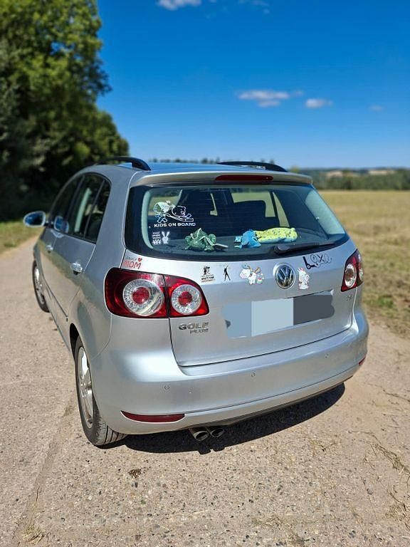 Gebraucht VW Golf Team 122 PS (89 kW) 2010 Silber Limousine