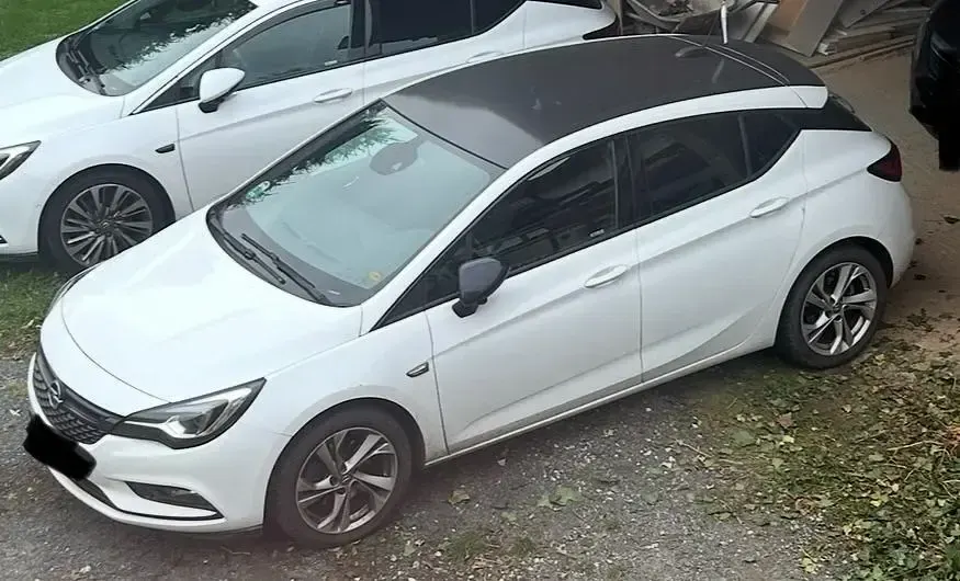 Gebraucht Opel Astra Dynamic 110 PS (80 kW) 2016 Weiß Limousine