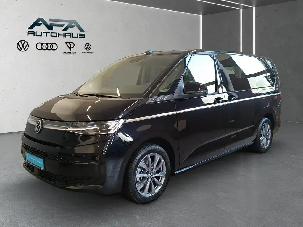 Gebraucht VW Multivan Style 245 PS (180 kW) 2025 Schwarz Van / Kleinbus