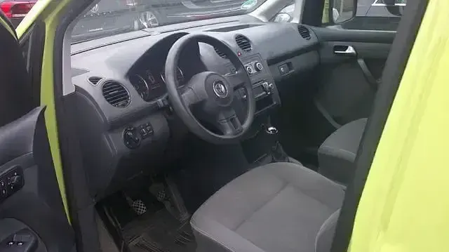 Gebraucht VW Caddy Maxi Trendline 110 PS (80 kW) 2013 Andere Van / Kleinbus