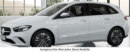 Weiß Gebraucht 2024 Mercedes B200 Progressive Van / Kleinbus | 31.400 € (Guter Preis) - Bild 1/4