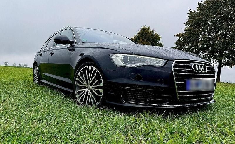 Gebraucht Audi A6 Ambiente 320 PS (235 kW) 2015 Schwarz Kombi
