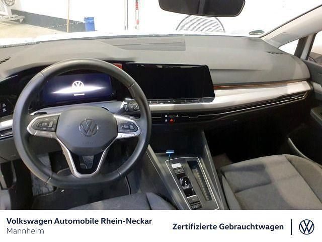 Gebraucht VW Golf VIII 131 PS (96 kW) 2023 Weiß Limousine