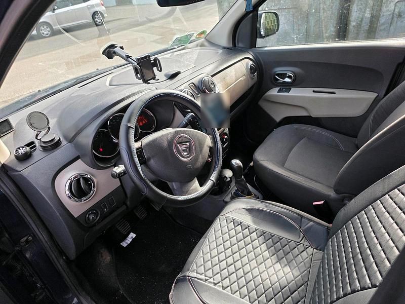 Gebraucht Dacia Lodgy 116 PS (85 kW) 2013 Blau Van / Kleinbus