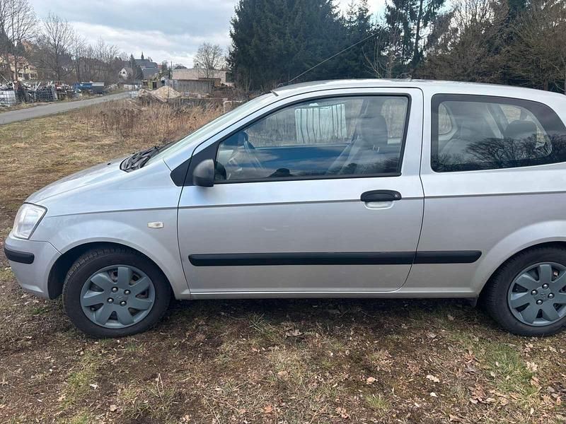Gebraucht Hyundai Getz 70 PS (51 kW) 2005 Silber Kleinwagen