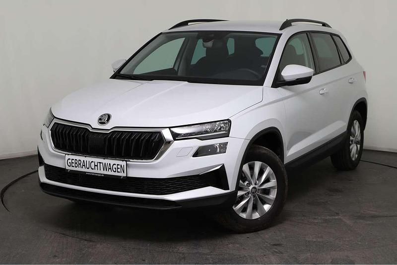Gebraucht Skoda Karoq Selection 150 PS (110 kW) 2025 Weiß SUV