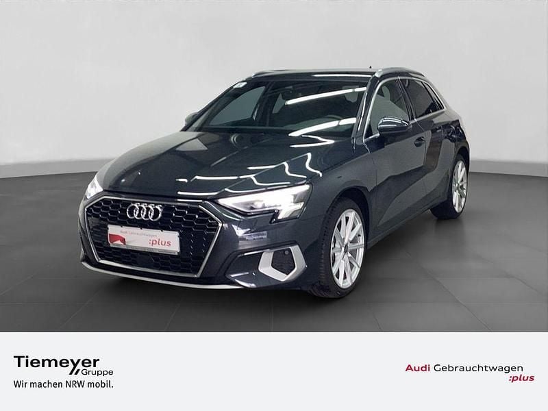 Usado Audi A3 S-Line 150 HP (110 kW) 2024 Cinzento Sedan