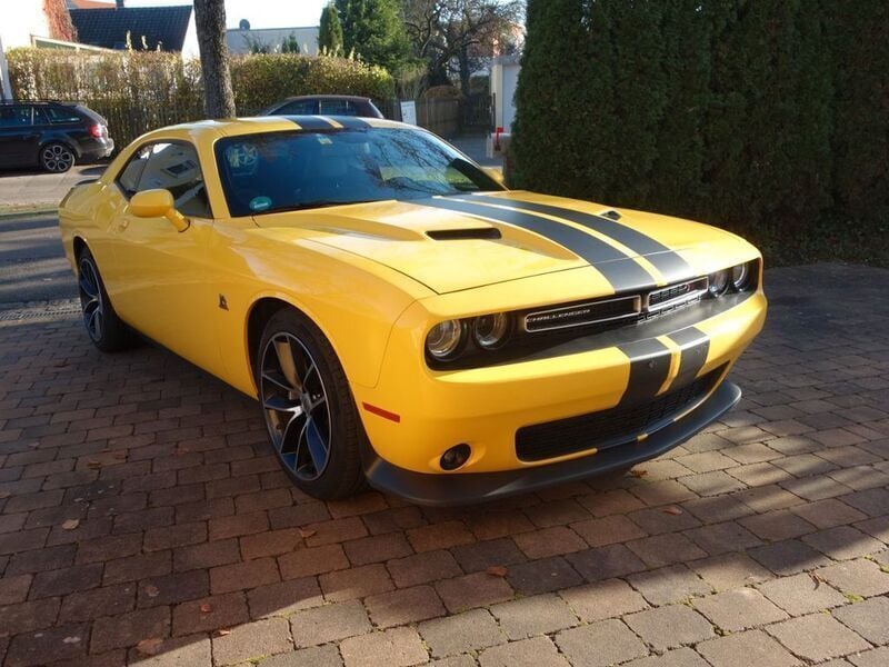 Gelb Gebraucht 2018 Dodge Challenger Coupé | 35.500 € (Guter Preis) - Bild 1/4