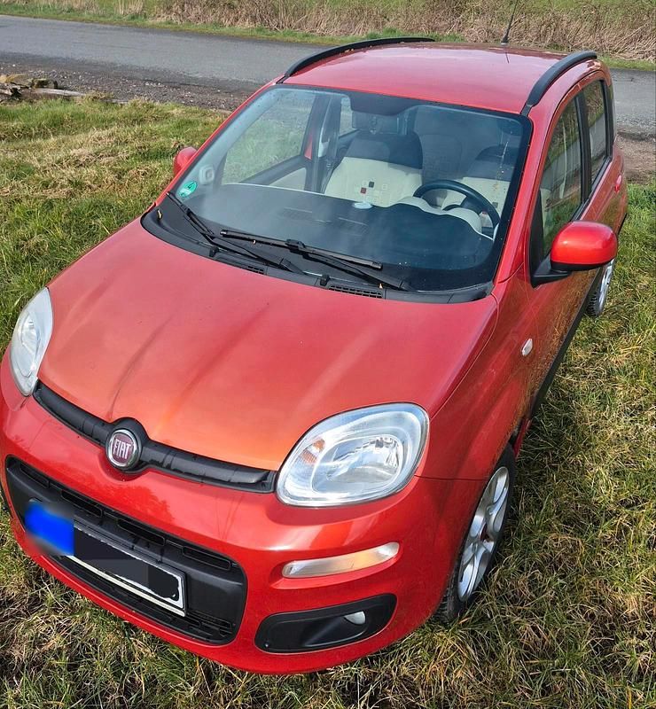 Gebraucht Fiat Panda 69 PS (50 kW) 2012 Rot Kleinwagen