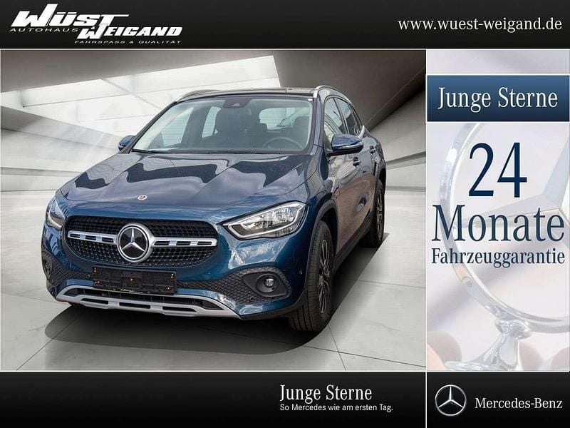 Blau Gebraucht 2022 Mercedes GLA200 Style SUV | 34.490 € (Fairer Preis) - Bild 1/4