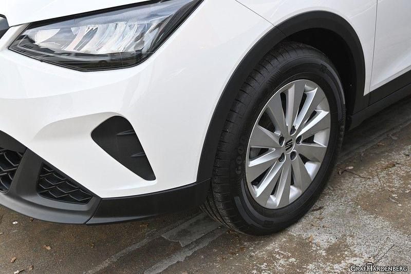 Gebraucht Seat Arona Reference 95 PS (69 kW) 2023 Weiß SUV