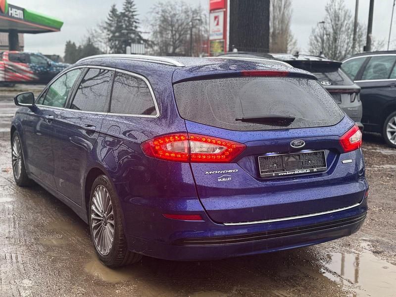 Gebraucht Ford Mondeo 160 PS (117 kW) 2014 Blau Kombi