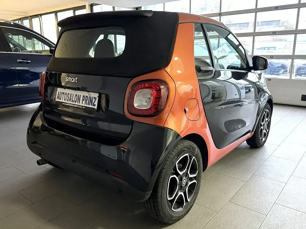 Gebraucht Smart ForTwo Cabrio 71 PS (52 kW) 2017 Schwarz Cabrio