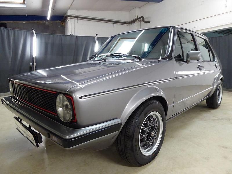 Grau Gebraucht 1982 VW Golf I Kleinwagen | 7.700 € - Bild 1/4