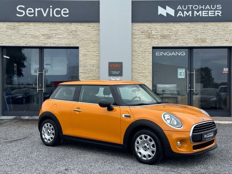 Orange Gebraucht 2015 Mini ONE Kleinwagen | 7.499 € (Etwas zu teuer) - Bild 1/4