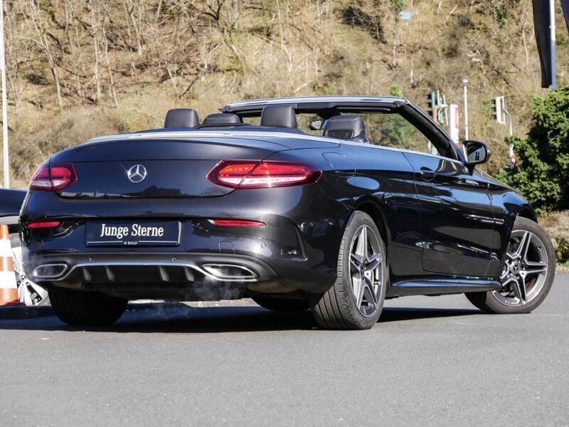 Gebraucht Mercedes C200 AMG 184 PS (135 kW) 2019 Metalliclack graphitgrau Cabrio
