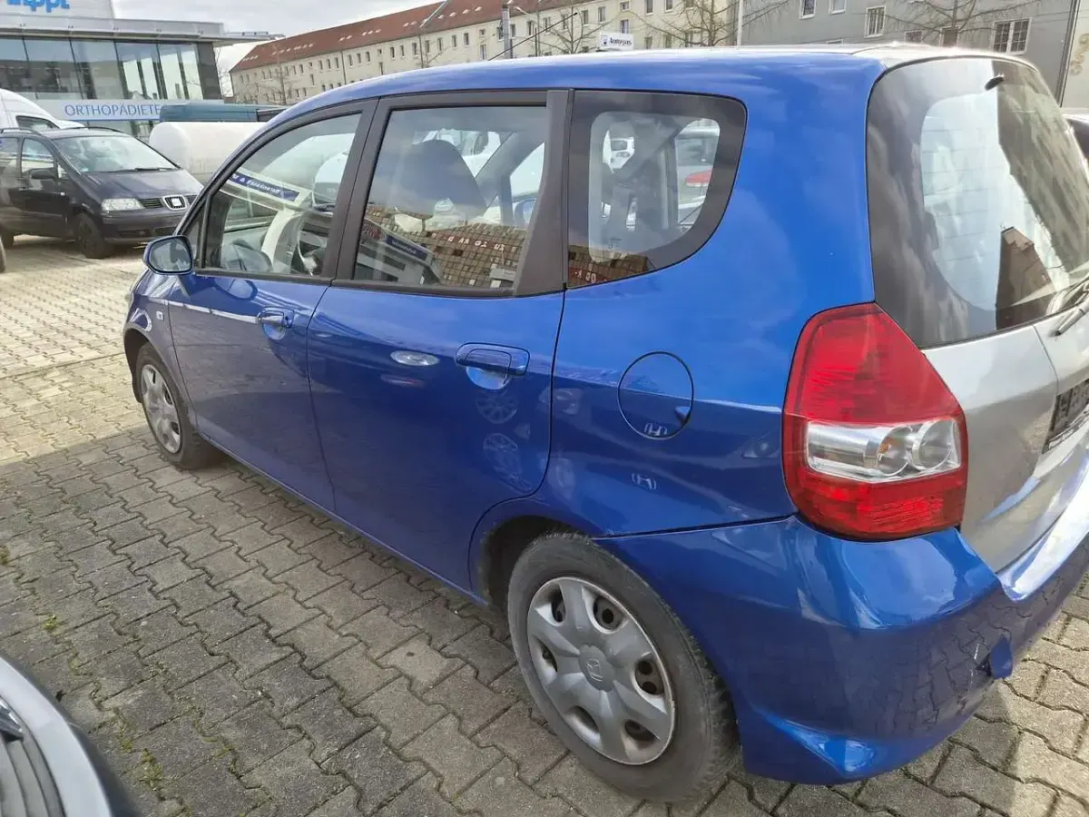 Brugt Honda Jazz Cool 77 HK (56 kW) 2006 Blå Hatchback