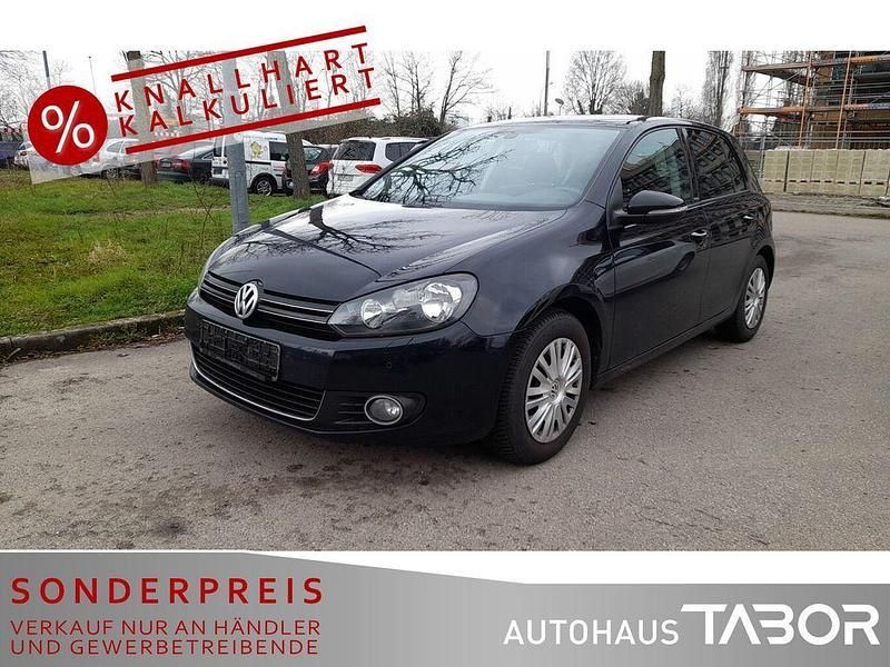 Moonlight blue perleffekt Gebraucht 2011 VW Golf VI Style Limousine | 3.985 € (Superpreis) - Bild 1/4