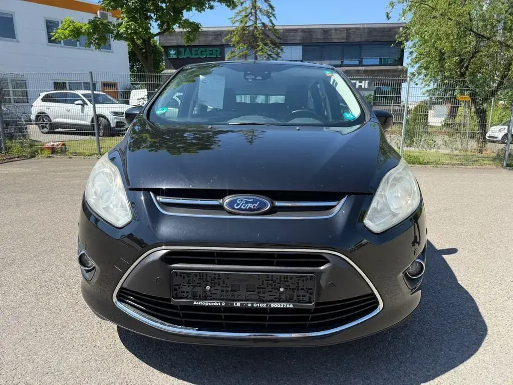 Używany Ford Grand C-Max 140 KM (102 kW) 2014 Czarny Minivan