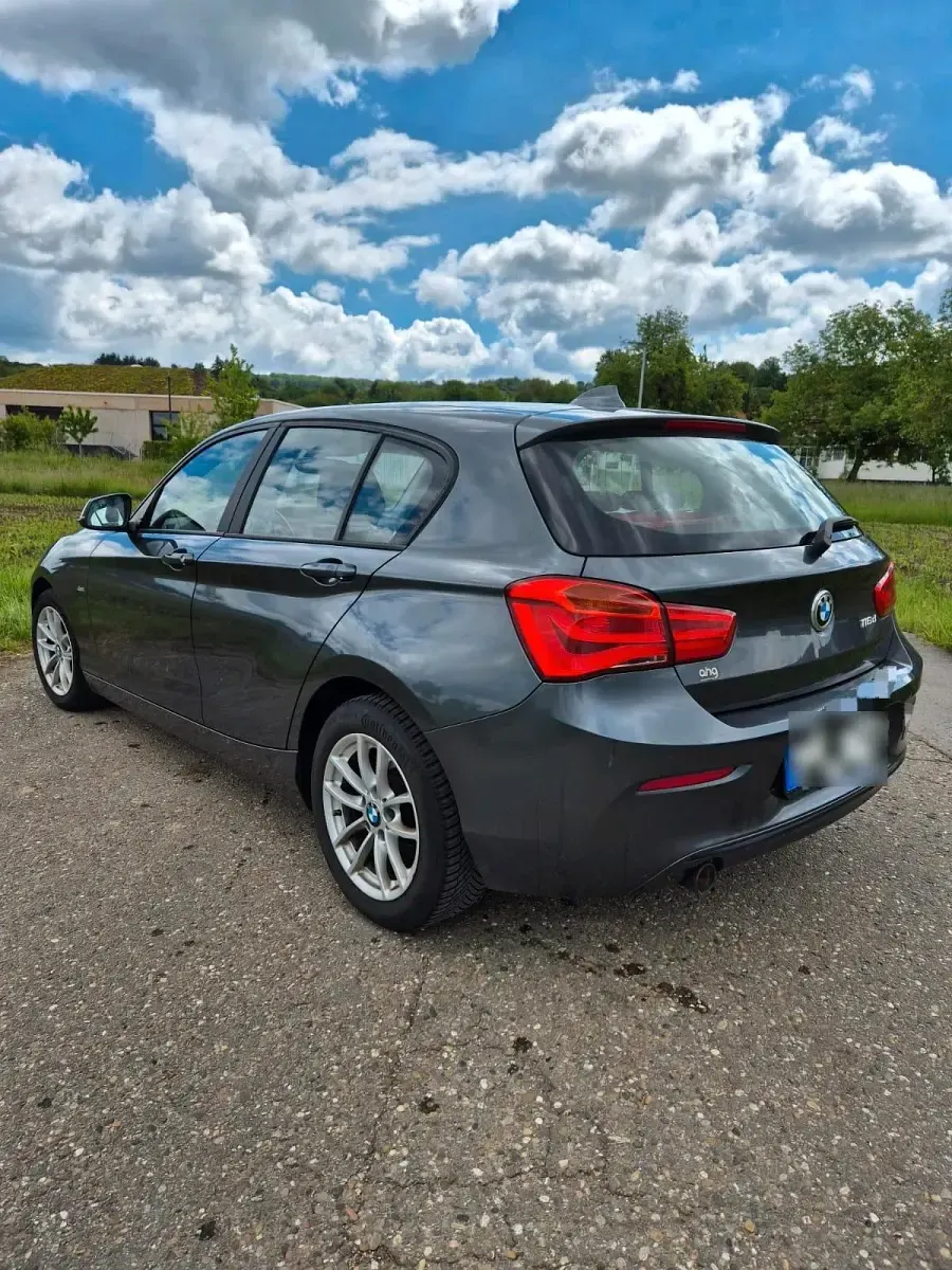 Gebraucht BMW 116 Sport Line 116 PS (85 kW) 2017 Grau Kleinwagen