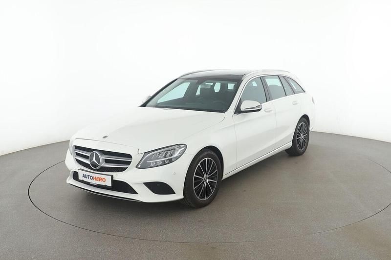 Weiß Gebraucht 2020 Mercedes C180 Avantgarde Kombi | 25.910 € (Superpreis) - Bild 1/3