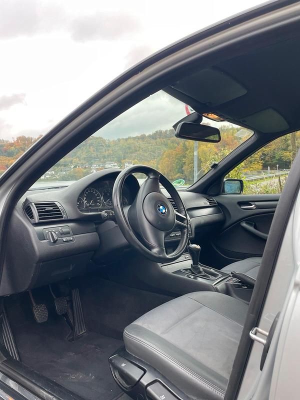Gebraucht BMW 316 116 PS (85 kW) 2003 Silber Limousine