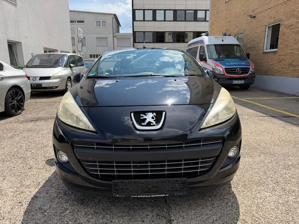 Gebraucht Peugeot 207 CC Premium 120 PS (88 kW) 2011 Braun Cabrio