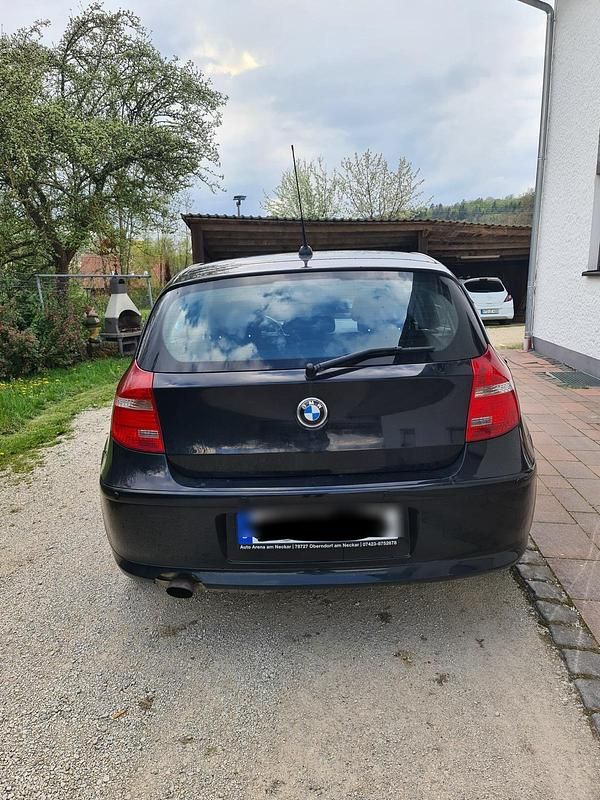 Gebraucht BMW 118 140 PS (102 kW) 2007 Schwarz Kleinwagen