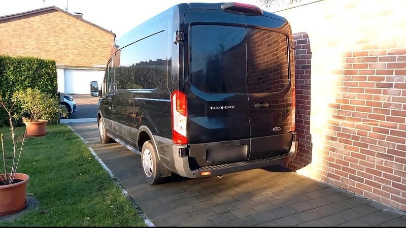 Usata Ford Transit 131 CV (96 kW) 2019 Nero Monovolume