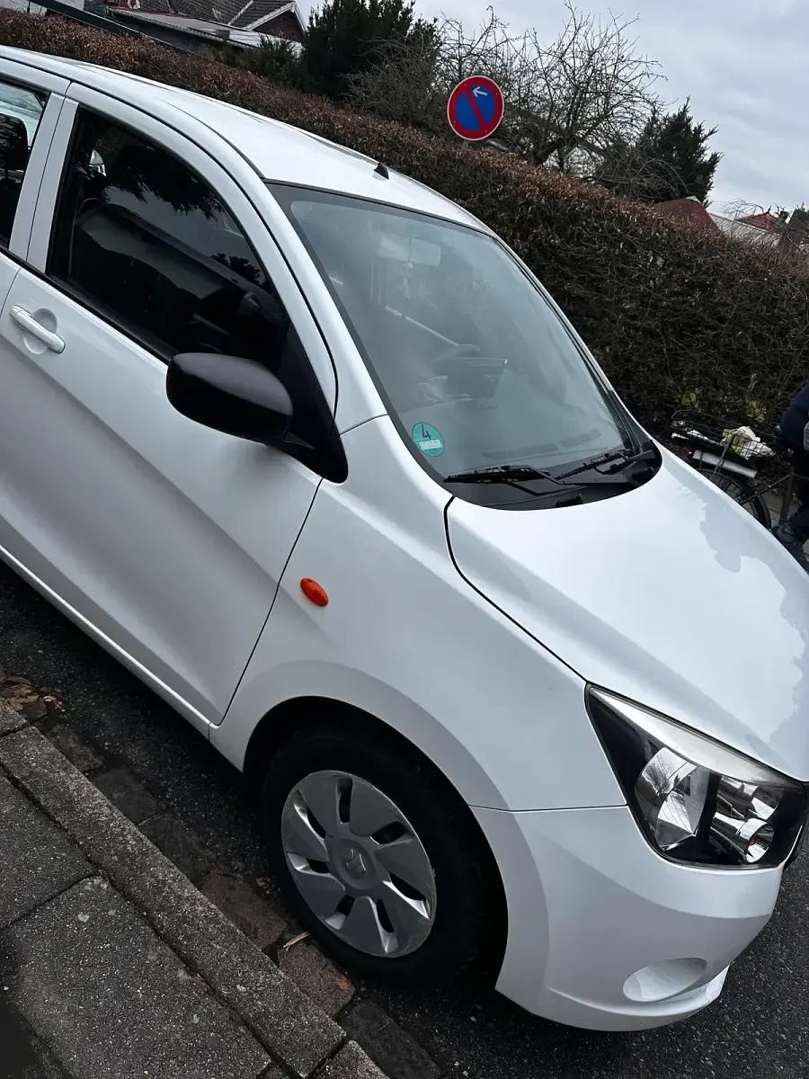 Gebraucht Suzuki Celerio 68 PS (50 kW) 2016 Weiß Kleinwagen